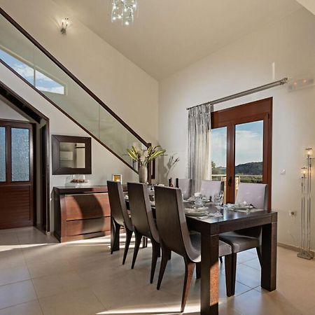 Villa Ellovos With Private Pool Rethymno  Bagian luar foto