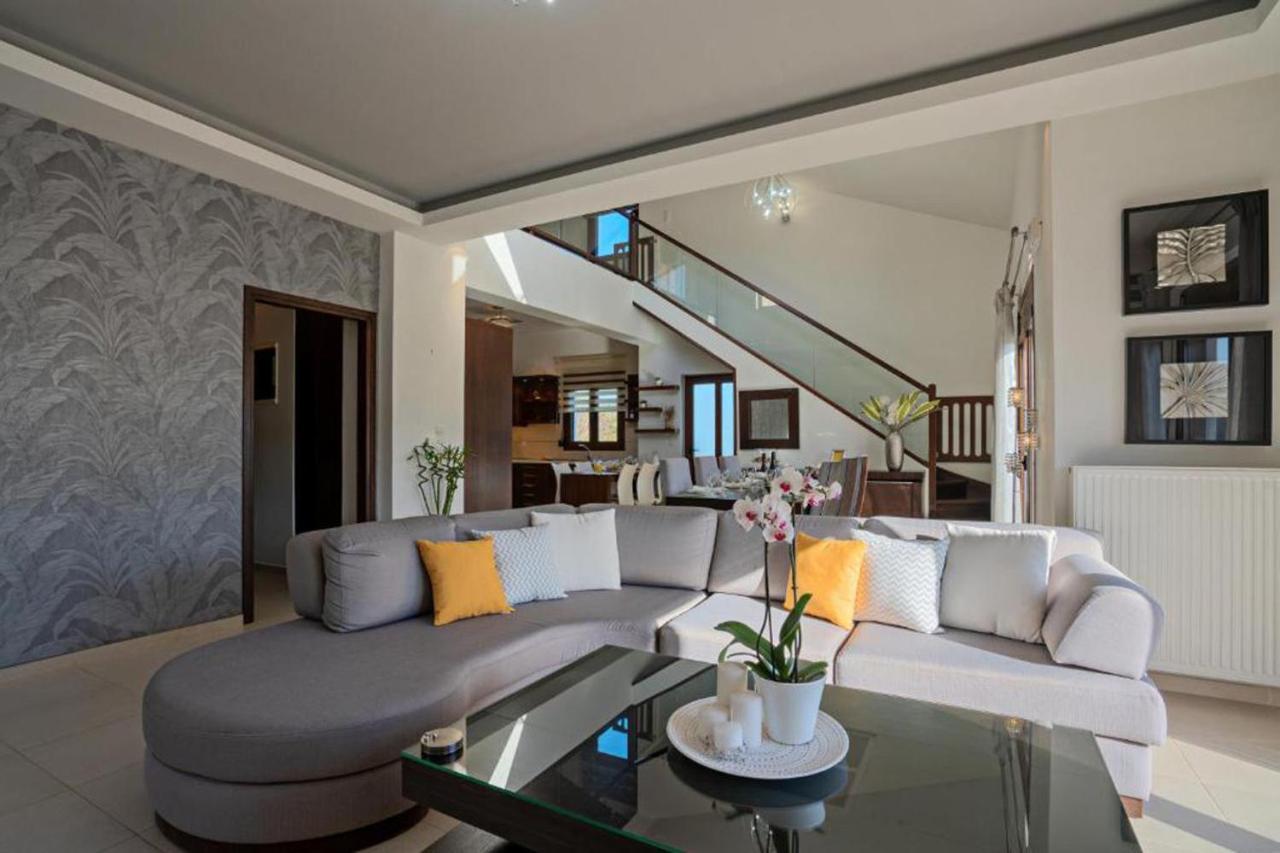 Villa Ellovos With Private Pool Rethymno  Bagian luar foto